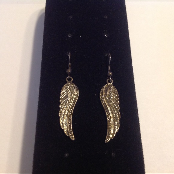 Jewelry - Silver Tone Angel Wing Earrings
